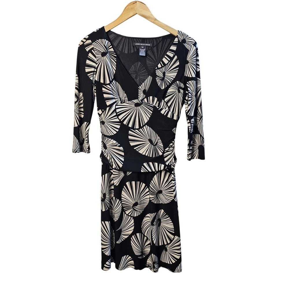 Jones Wear Black and White Patterned Dress with 3/4 Sleeves